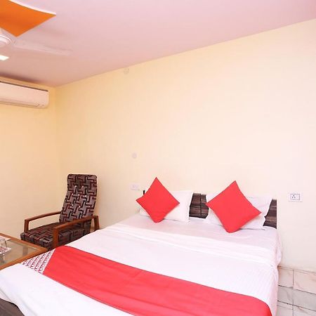 Oyo 37533 Hotel Ashirwad Jabalpur Exteriör bild