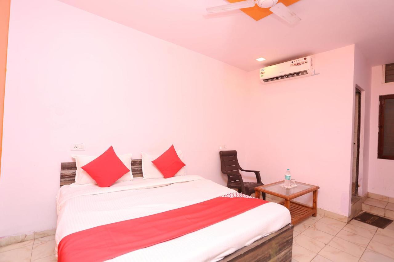 Oyo 37533 Hotel Ashirwad Jabalpur Exteriör bild