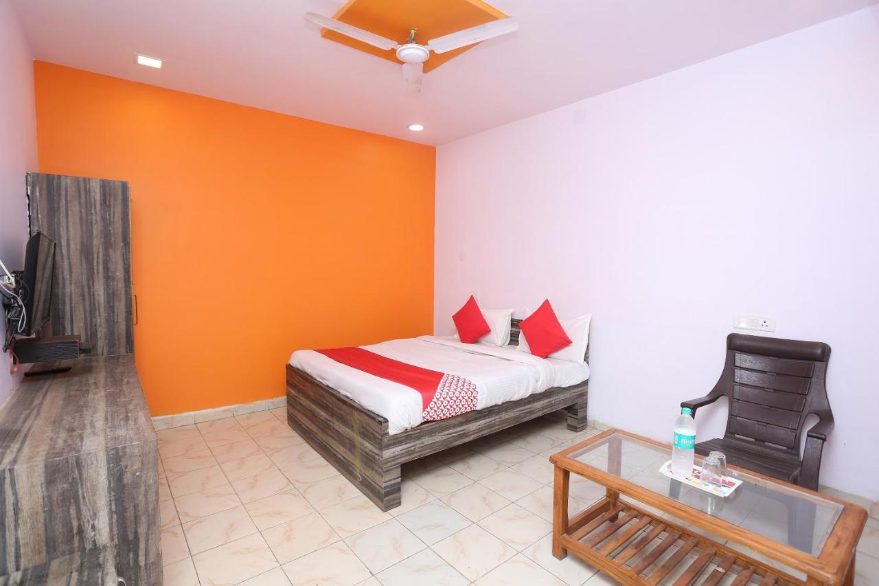 Oyo 37533 Hotel Ashirwad Jabalpur Exteriör bild
